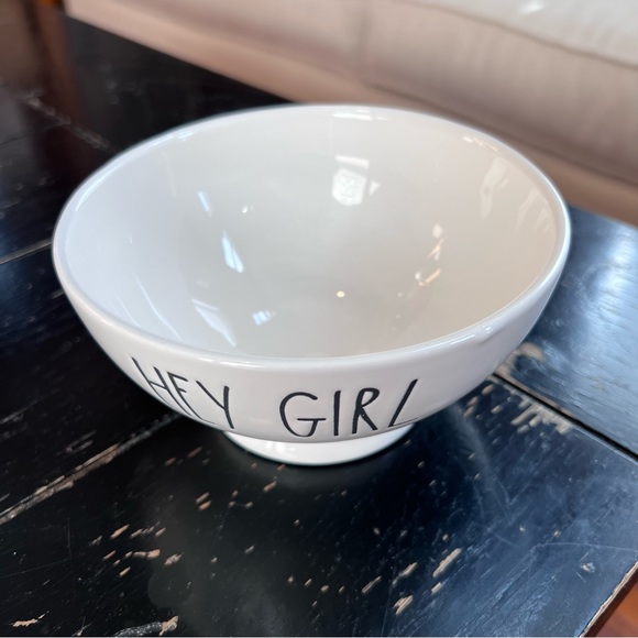 ⭐️ Rae Dunn Hey Girl Bowl - Picture 3 of 4
